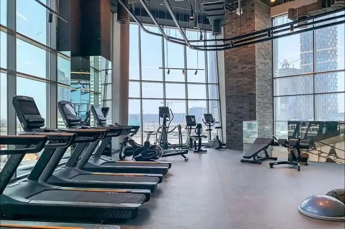 Water Front Apartment, Burj Khalifa Views Dubai