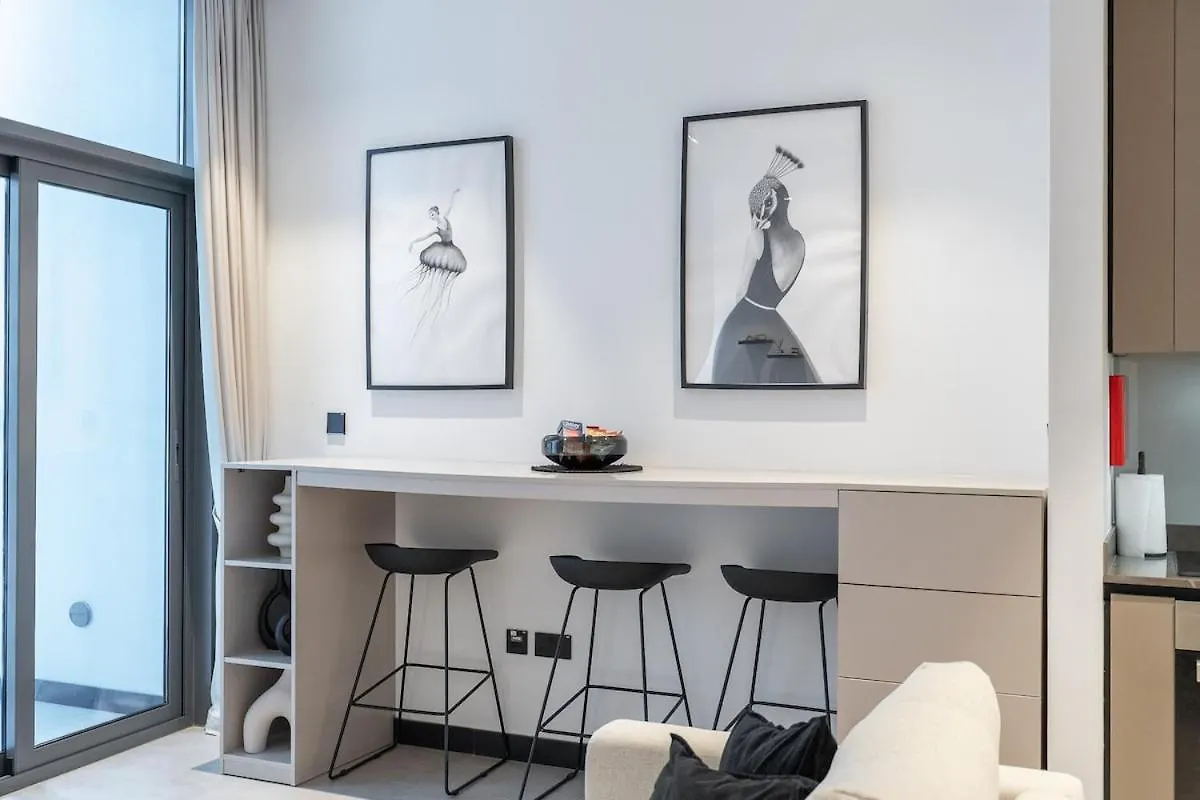Apartamento Water Front Apartment, Burj Khalifa Views Dubai